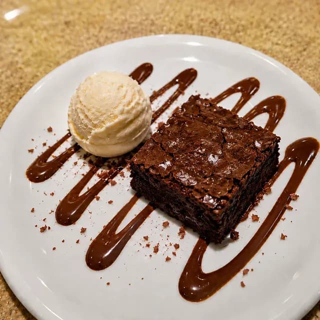 Brownie com sorvete, no Fogão de Ouro
